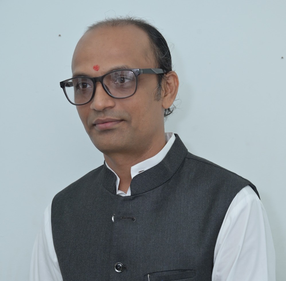 ડૉ. પારસભાઈ દિલસુખભાઈ ભડાણીયા